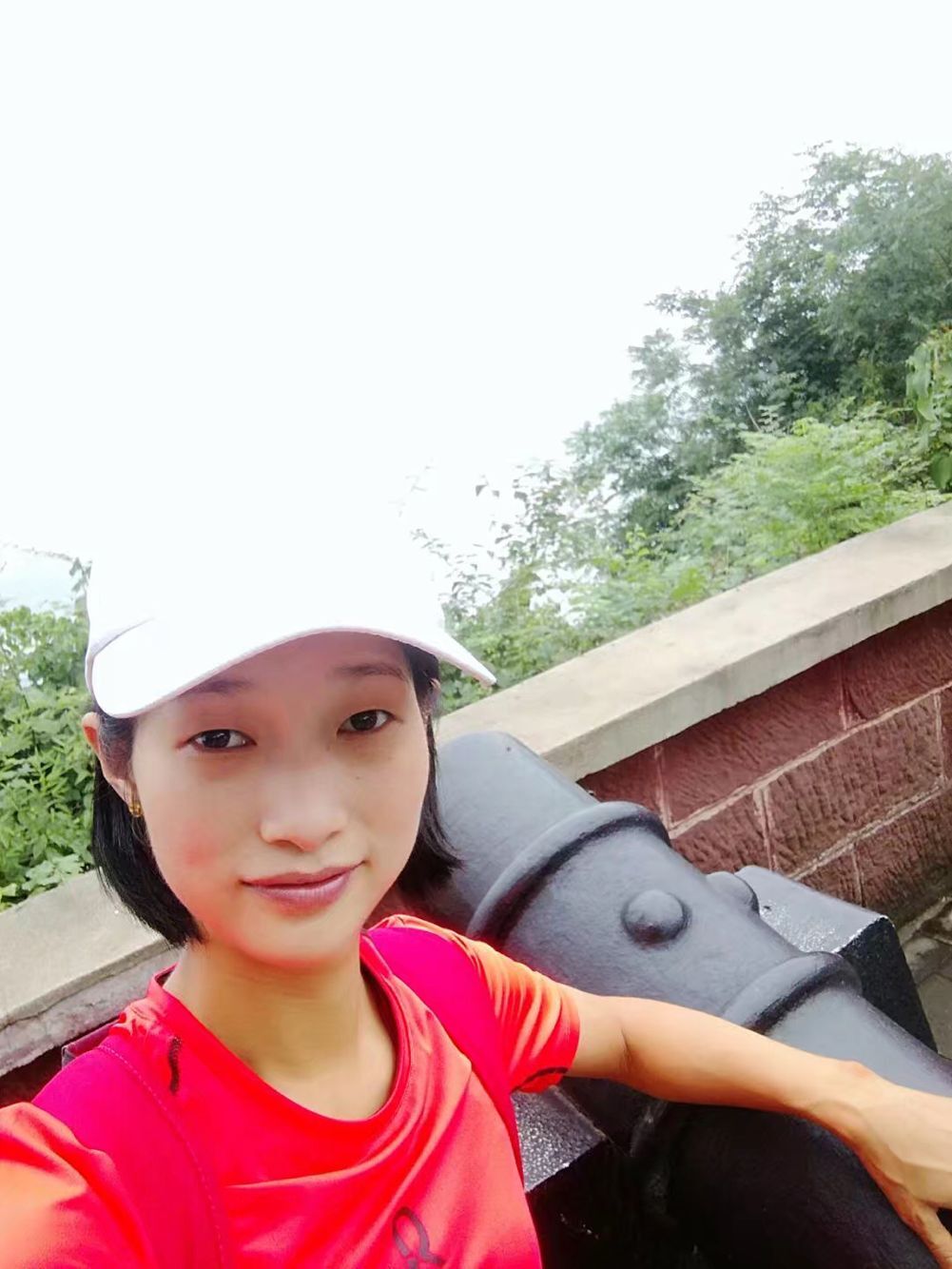 青年教师-何文英